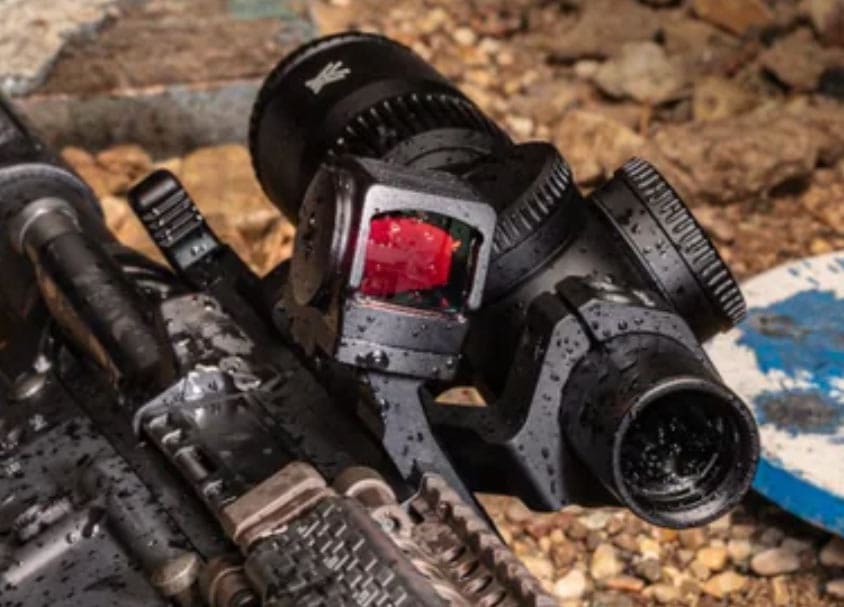 Vortex Pro 45° Offset Mount mit Rotpunktvisier Produktnummer: 45RDM-2
